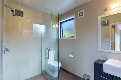 Photo of property in 16 Hidden Hills Drive, Wanaka, 9305