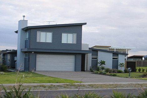 Photo of property in 26 Paraoa Crescent, Omaha, Warkworth, 0986