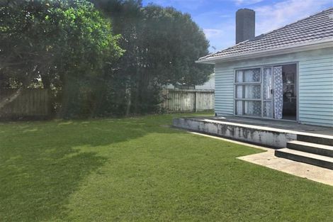 Photo of property in 1/49 Clevedon Road, Papakura, 2110