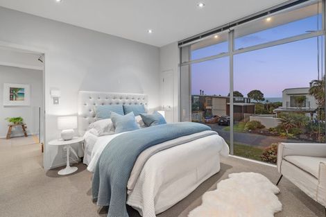 Photo of property in 27 Rita Way, Omaha, 0986