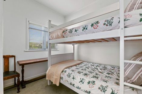 Photo of property in 40 Takinga Street, Mourea, Rotorua, 3074