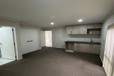 Photo of property in 6 Goyal Lane, Pakuranga, Auckland, 2010