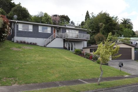 Photo of property in 24 Rothesay Place, Dinsdale, Hamilton, 3204