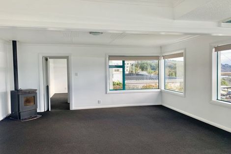 Photo of property in 11 Jane Street, Macandrew Bay, Dunedin, 9014