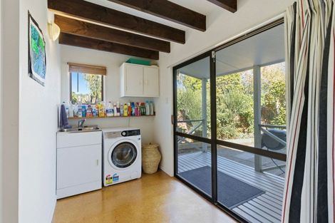 Photo of property in 1 Hackett Street, Whanganui East, Whanganui, 4500