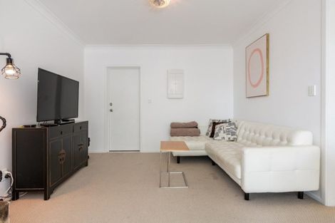 Photo of property in 8/2 Herne Bay Road, Herne Bay, Auckland, 1011
