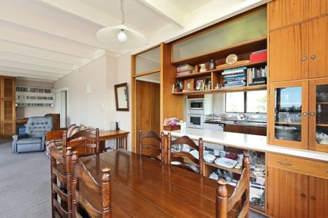 Photo of property in 2/140 Te Mata Road, Havelock North, 4130