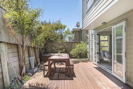 Photo of property in 48 Erlestoke Crescent, Churton Park, Wellington, 6037