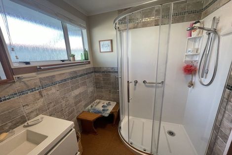 Photo of property in 66 Richmond Avenue, Richmond Heights, Taupo, 3330