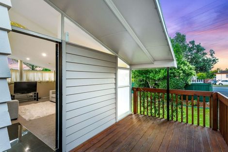 Photo of property in 554 Swanson Road, Ranui, Auckland, 0612