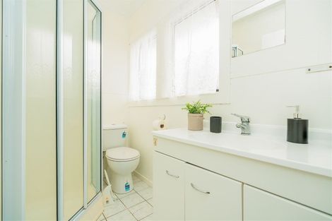 Photo of property in 337 Cambridge Road, Hillcrest, Hamilton, 3216