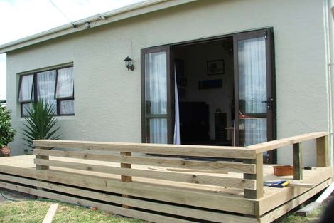 Photo of property in 155 Hakanoa Street, Huntly, 3700