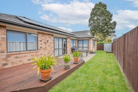 Photo of property in 64a Clevedon Road, Papakura, 2110