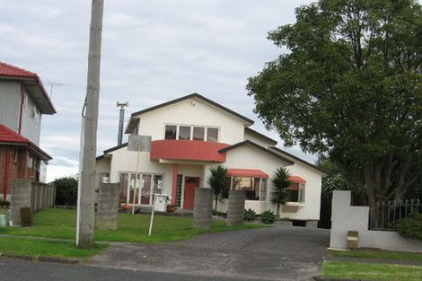 Photo of property in 163 Sandspit Road, Shelly Park, Auckland, 2014