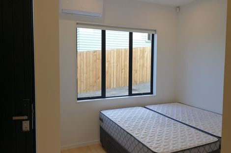 Photo of property in 118a Mount Smart Road, Onehunga, Auckland, 1061