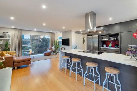 Photo of property in 15 Anakiwa Place, Milford, Auckland, 0620