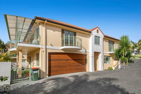 Photo of property in 24 Parkwood Crescent, Gulf Harbour, Whangaparaoa, 0930