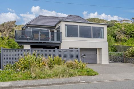 Photo of property in 48 The Parade, Paekakariki, 5034