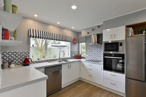 Photo of property in 12 The Croft, Havelock North, 4130