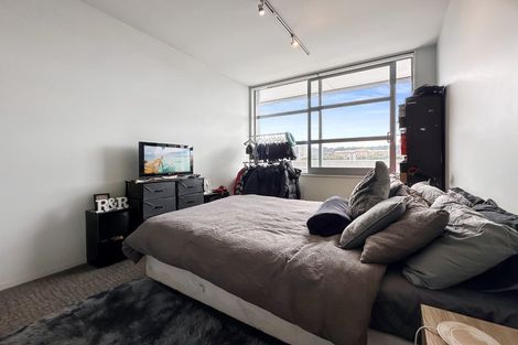 Photo of property in Revolucion Apartments, 306e/28 Torrens Terrace, Mount Cook, Wellington, 6011