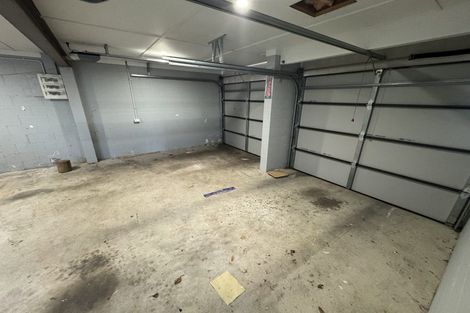 Photo of property in 23 Chatswood Grove, Chatswood, Auckland, 0626