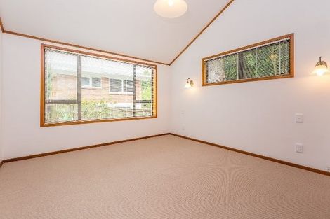 Photo of property in 5 Totara Road, Stanmore Bay, Whangaparaoa, 0932