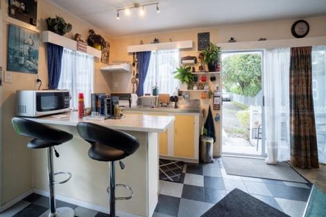 Photo of property in 330 Featherston Street, Palmerston North, 4414