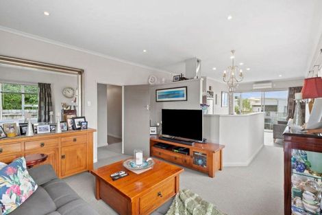 Photo of property in 1/297 Carrington Street, Vogeltown, New Plymouth, 4310