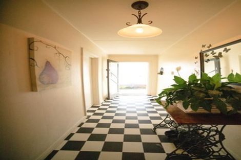 Photo of property in 1 Swan Street, Taihape, 4720