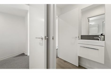 Photo of property in 2/46 Jane Maree Road, Kumeu, 0810