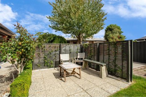 Photo of property in 2/48 Colwyn Street, Bryndwr, Christchurch, 8053