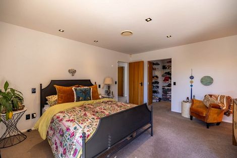 Photo of property in 150 Milne Drive, Paraparaumu, 5032