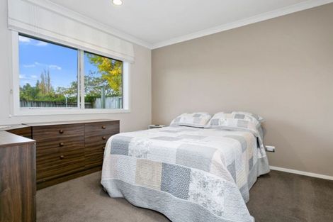 Photo of property in 23 Lilac Close, Cambridge, 3434