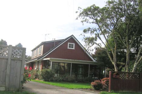 Photo of property in 18 Redwood Avenue, Tawa, Wellington, 5028
