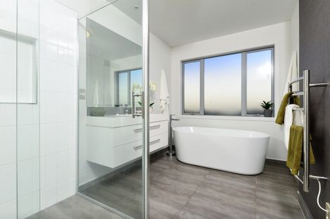 Photo of property in 198 Cumberland Drive, Flagstaff, Hamilton, 3210