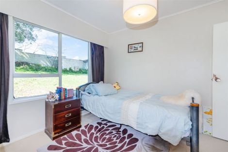 Photo of property in 37 Barlow Place, Chatswood, Auckland, 0626
