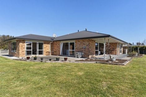 Photo of property in 4 Camellia Lane, Carterton, 5713
