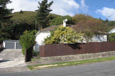 Photo of property in 39 Judd Crescent, Naenae, Lower Hutt, 5011