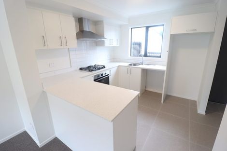 Photo of property in 20 Wai Place, Westgate, Auckland, 0614