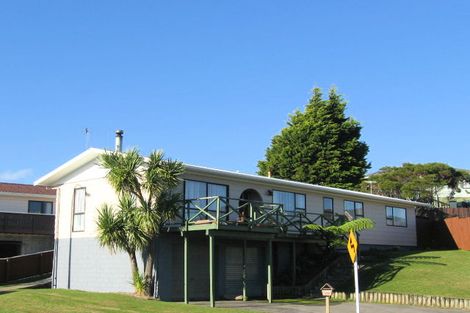 Photo of property in 179 Holborn Drive, Stokes Valley, Lower Hutt, 5019