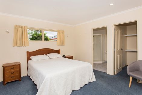 Photo of property in 19 Margaret Place, Lytton West, Gisborne, 4010