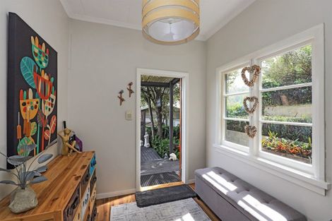 Photo of property in 6 Guys Hill Road, Hospital Hill, Napier, 4110