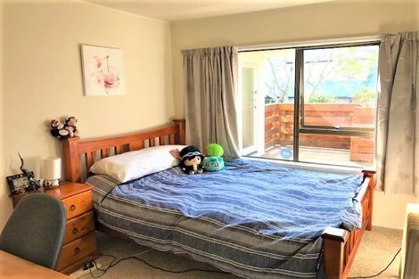 Photo of property in 20a Regency Place, Sunnynook, Auckland, 0632