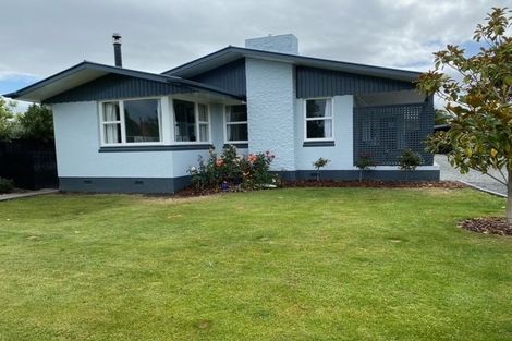 Photo of property in 3 Clayton Road, Amberley, 7410