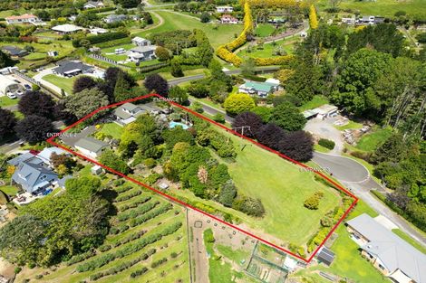 Photo of property in 20 Panorama Drive, Welcome Bay, Tauranga, 3175