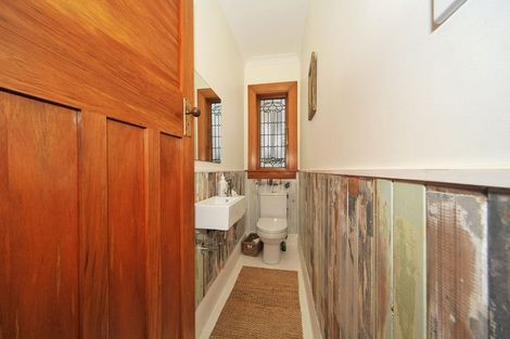 Photo of property in 25 Seatoun Heights Road, Miramar, Wellington, 6022