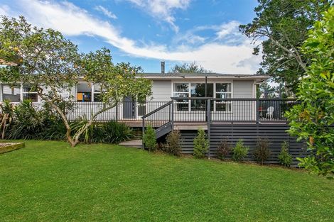 Photo of property in 87 Oreil Avenue, West Harbour, Auckland, 0618