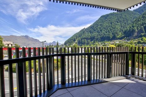 Photo of property in The Alex Apartments, 32/135b Hallenstein Street, Queenstown, 9300