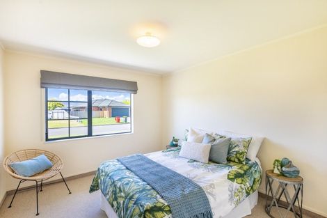 Photo of property in 3 Glen Loch Place, Paraparaumu, 5032