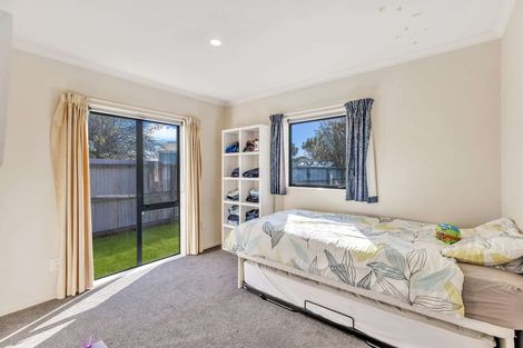 Photo of property in 142a Springs Road, Hornby, Christchurch, 8042
